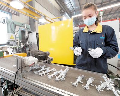 技术升级拓市场 光电科技的新征程